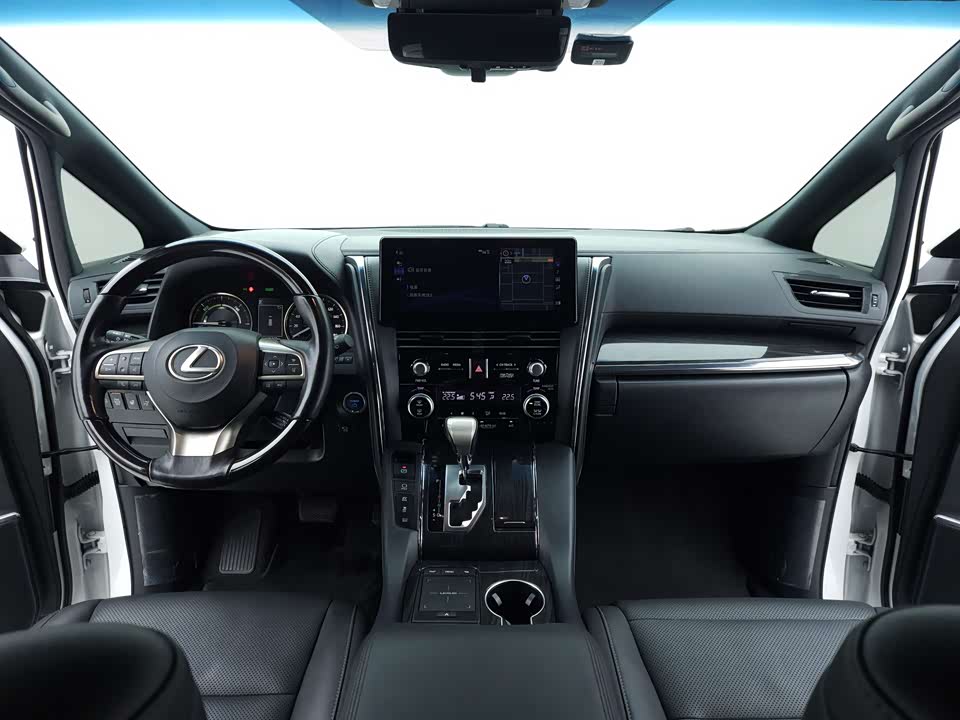 Lexus LM Lexus LM