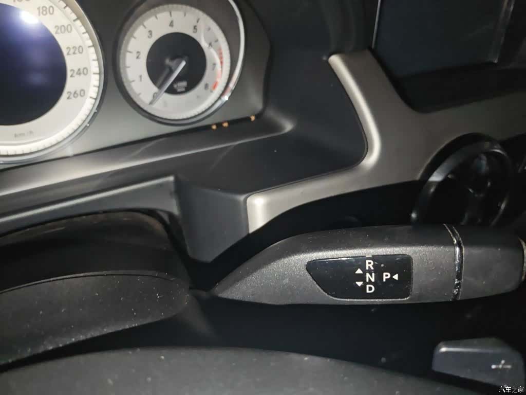 Mercedes-Benz GLK-Class, 2014 10