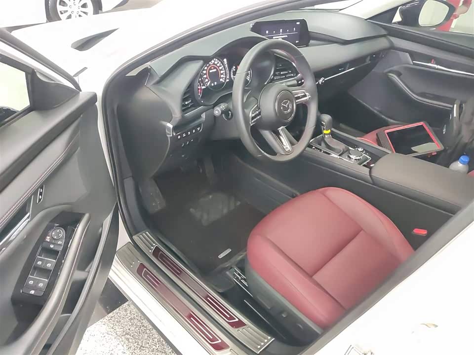 Mazda 3 Angkesaila Mazda 3 Angkesaila