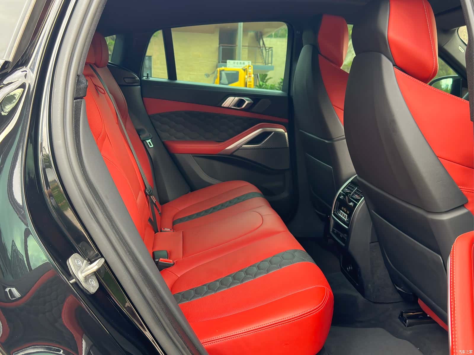 BMW X6, 2022 8