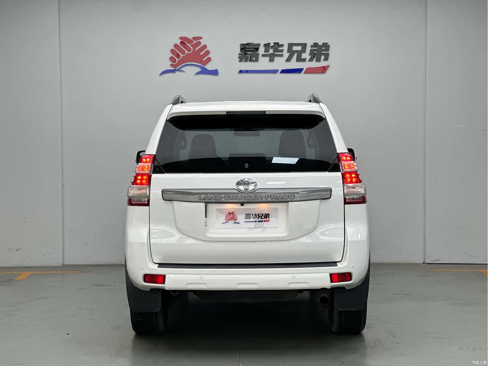 Toyota Prado, 2015 10