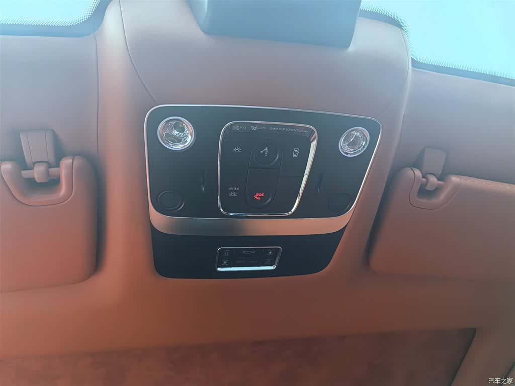 Bentley Flying Spur, 2023 19