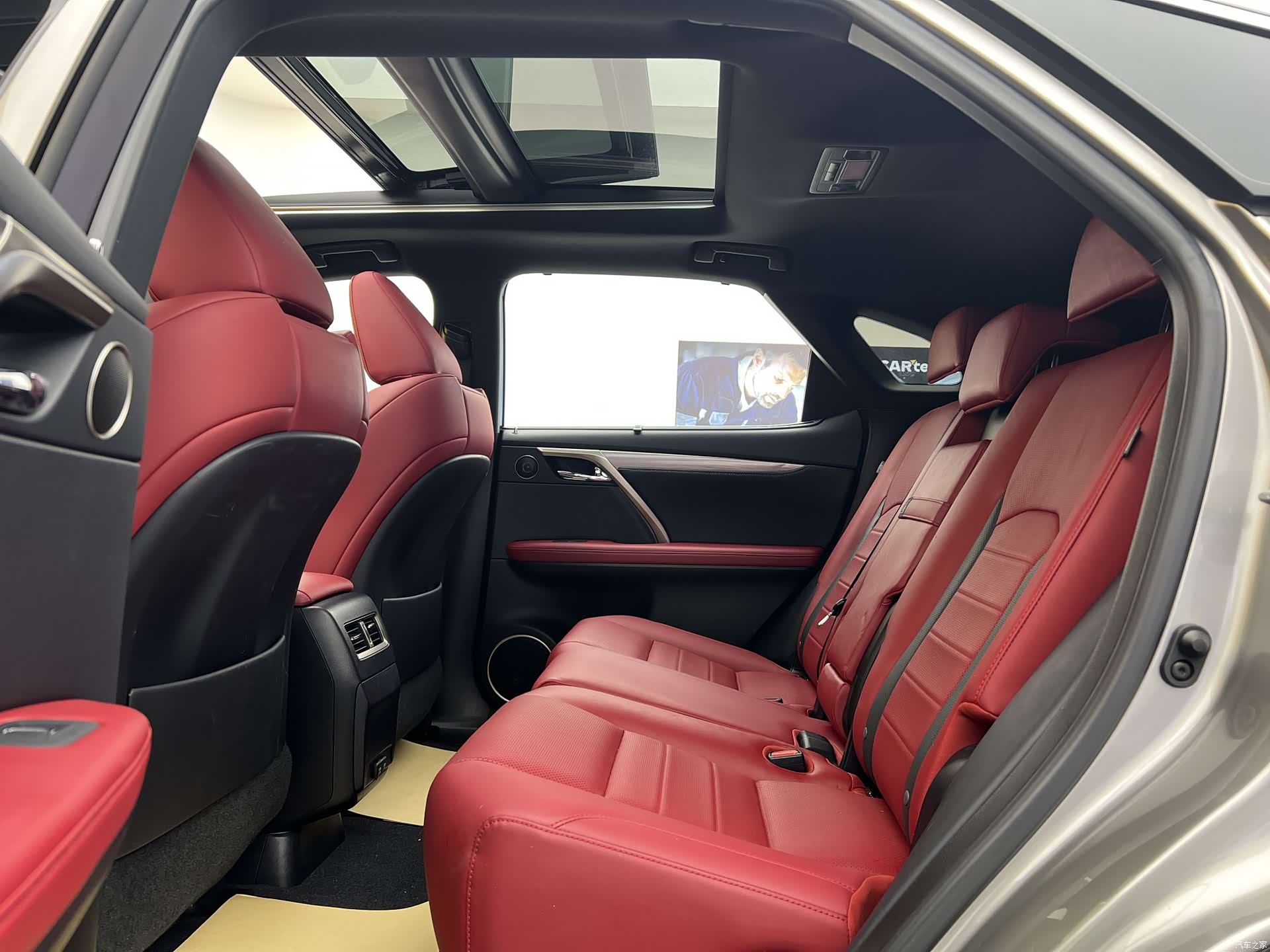 Lexus RX, 2020 7