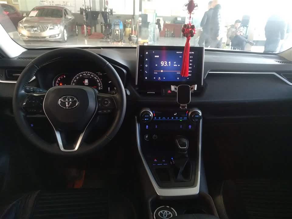 Toyota RAV4 Rongfang