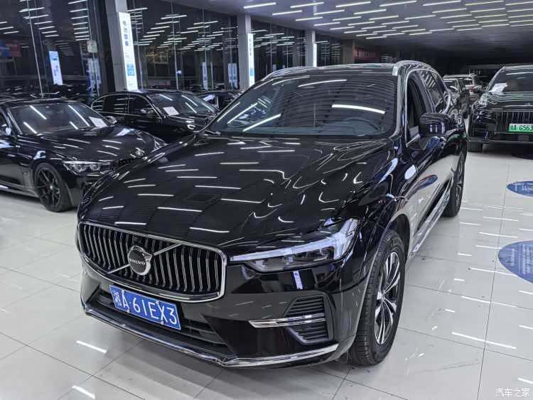 Volvo XC60, 2025 1