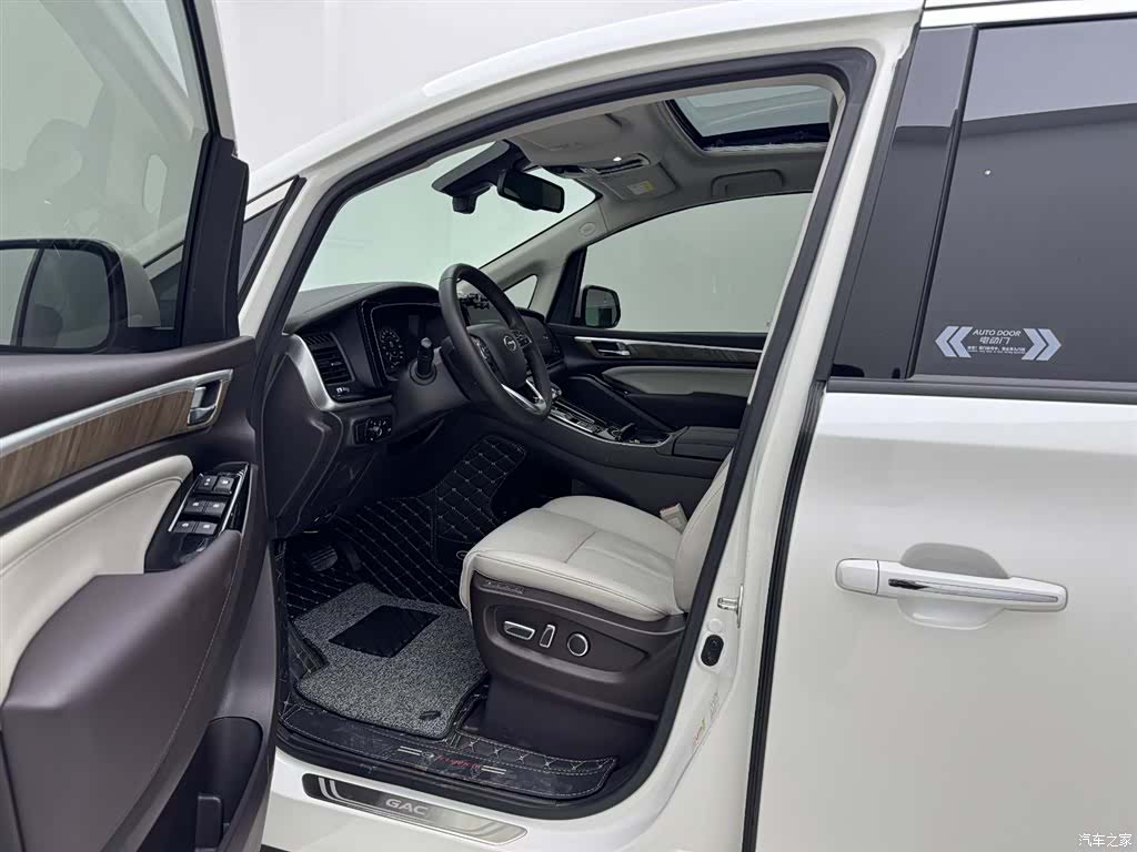 Trumpchi M8, 2021 15