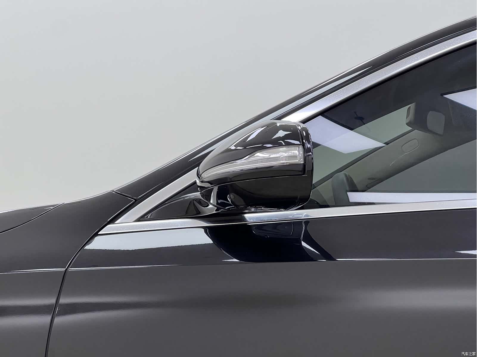 Mercedes-Benz E-Class, 2020 13