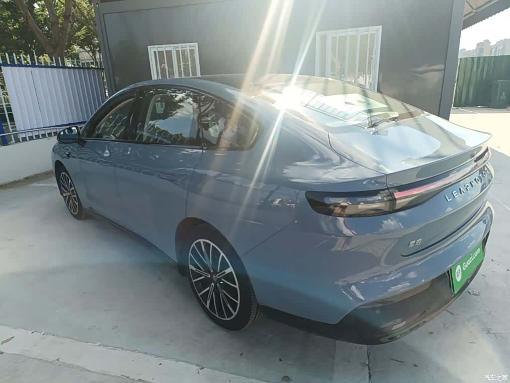 Leapmotor B01, 2025 все фото