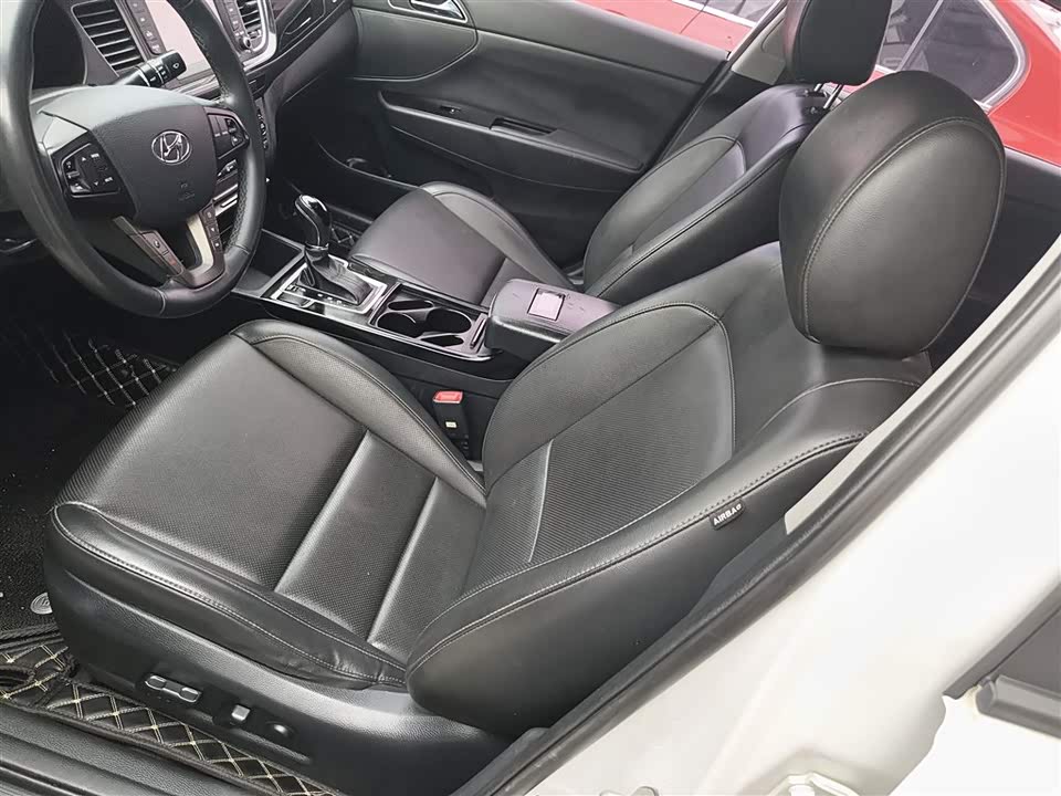 Hyundai Name picture