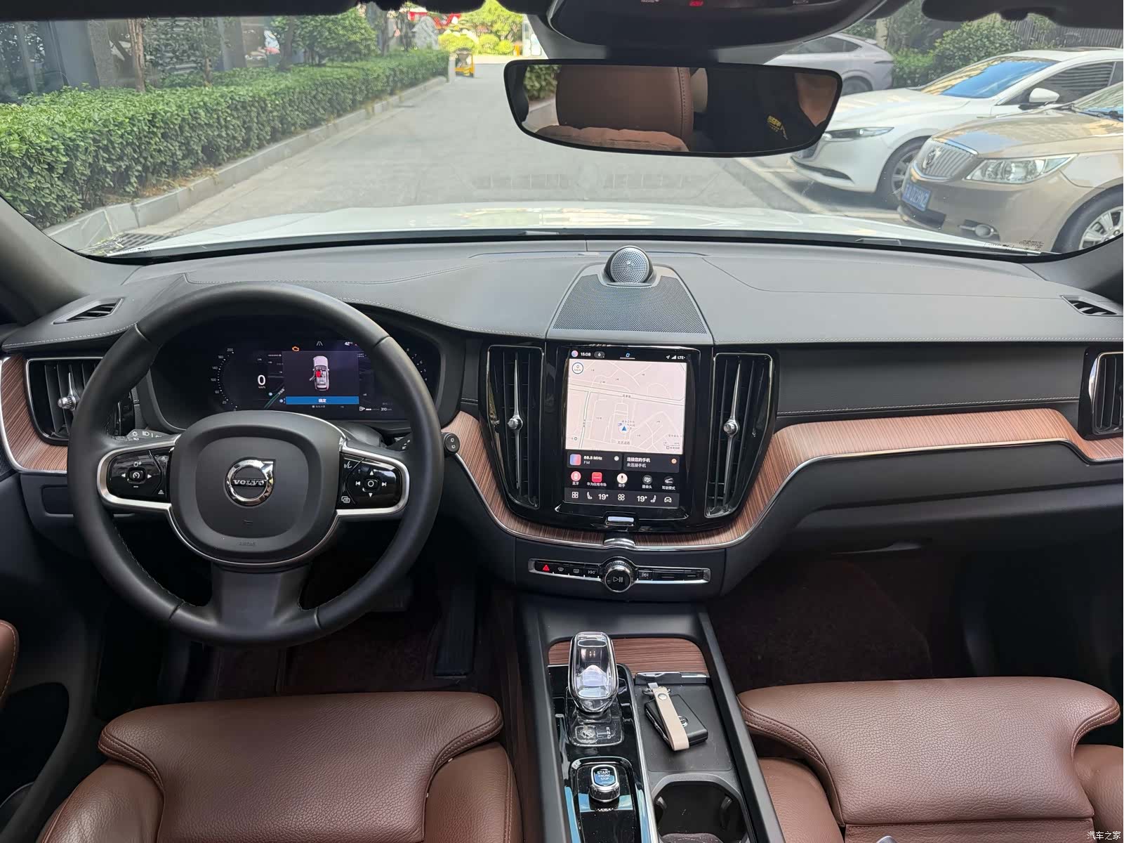 Volvo XC60, 2024 11
