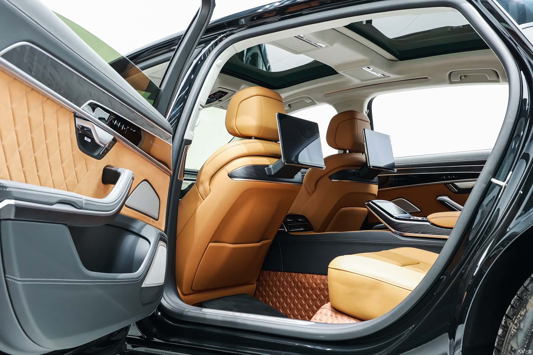 Audi A8L, 2025 23
