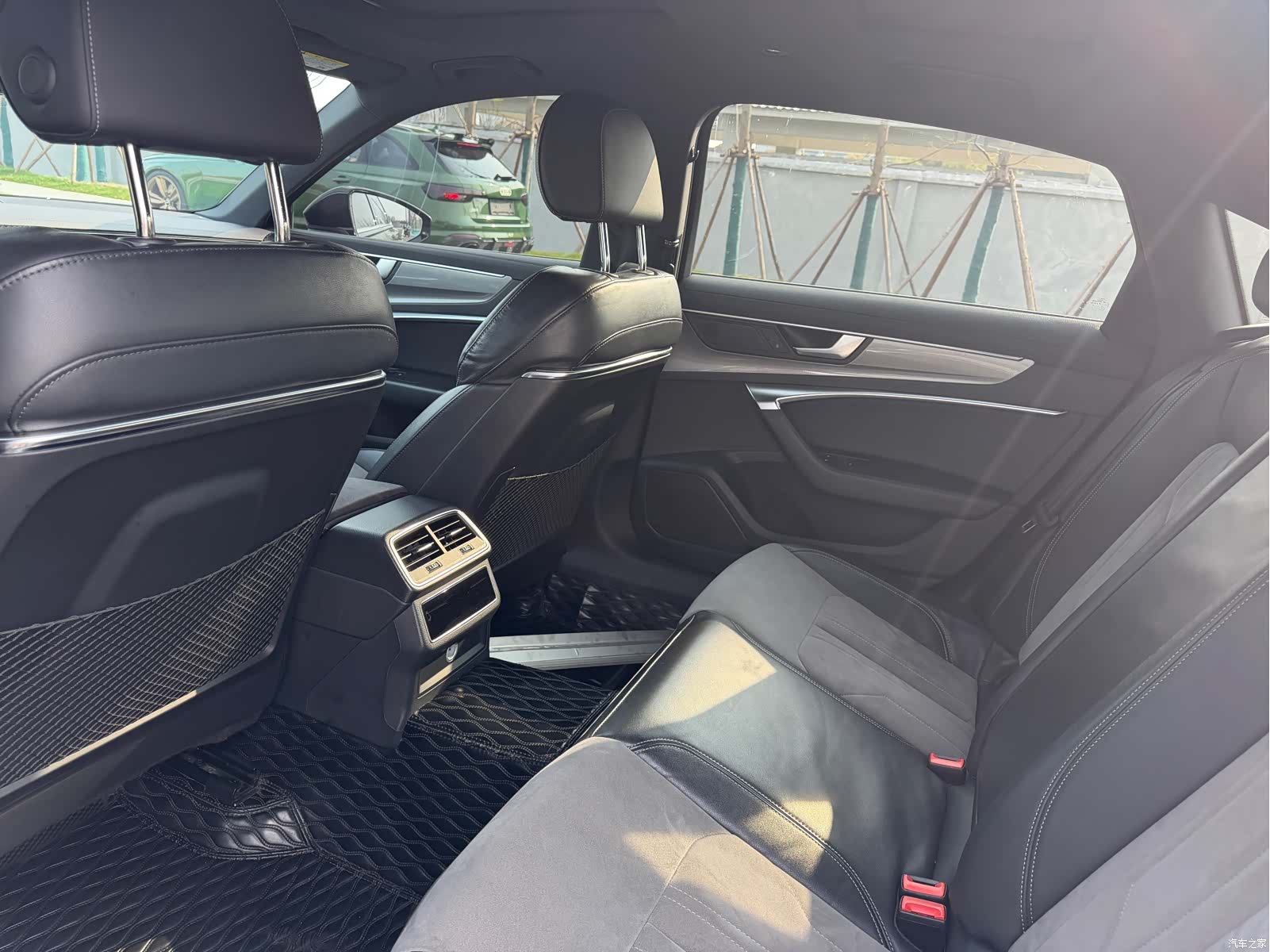 Audi A6L, 2022 8