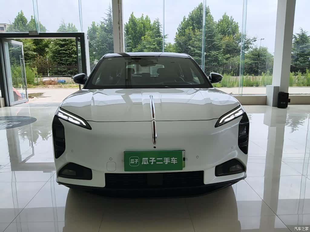 Hongqi 08, 2025 3