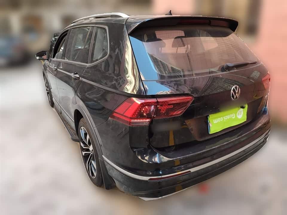 Volkswagen Tiguan L
