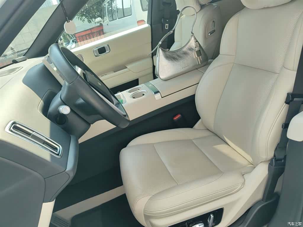 Li Auto L7, 2023 15