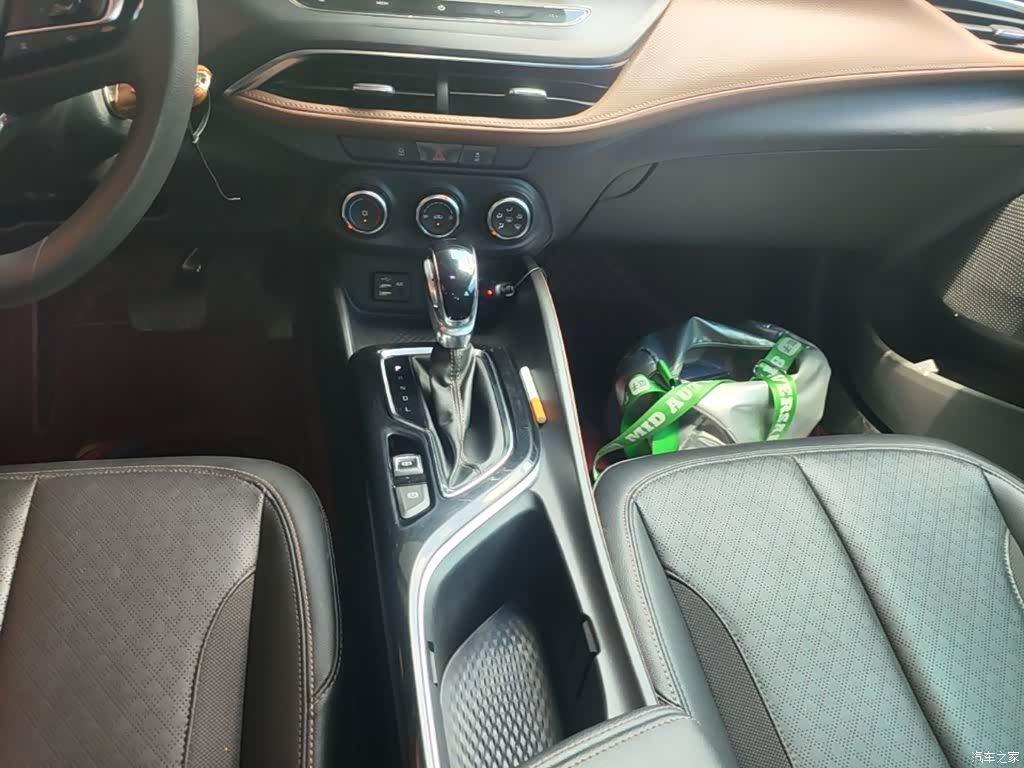 Buick Verano, 2022 14