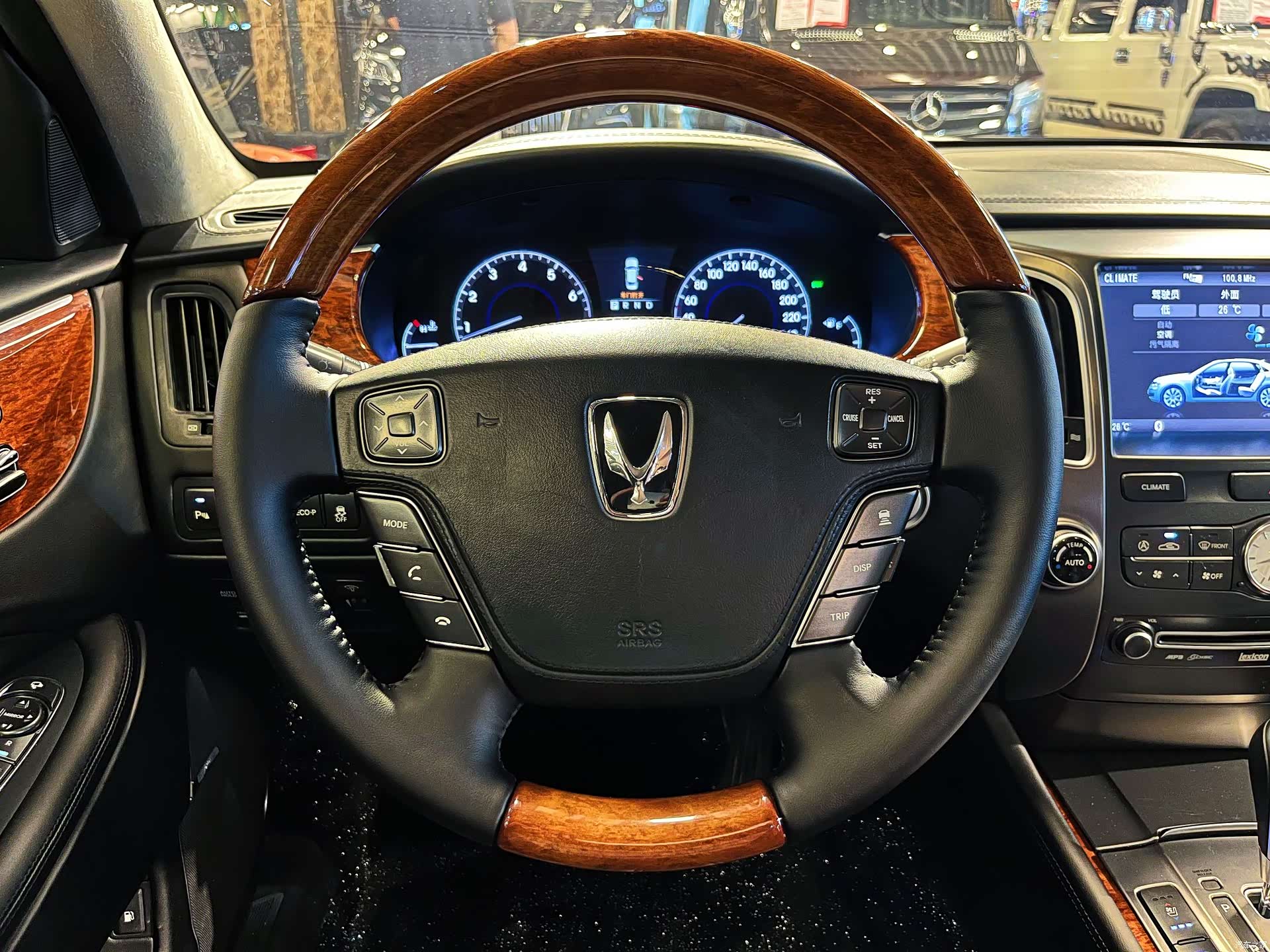 Hyundai 3.8, 2013 21
