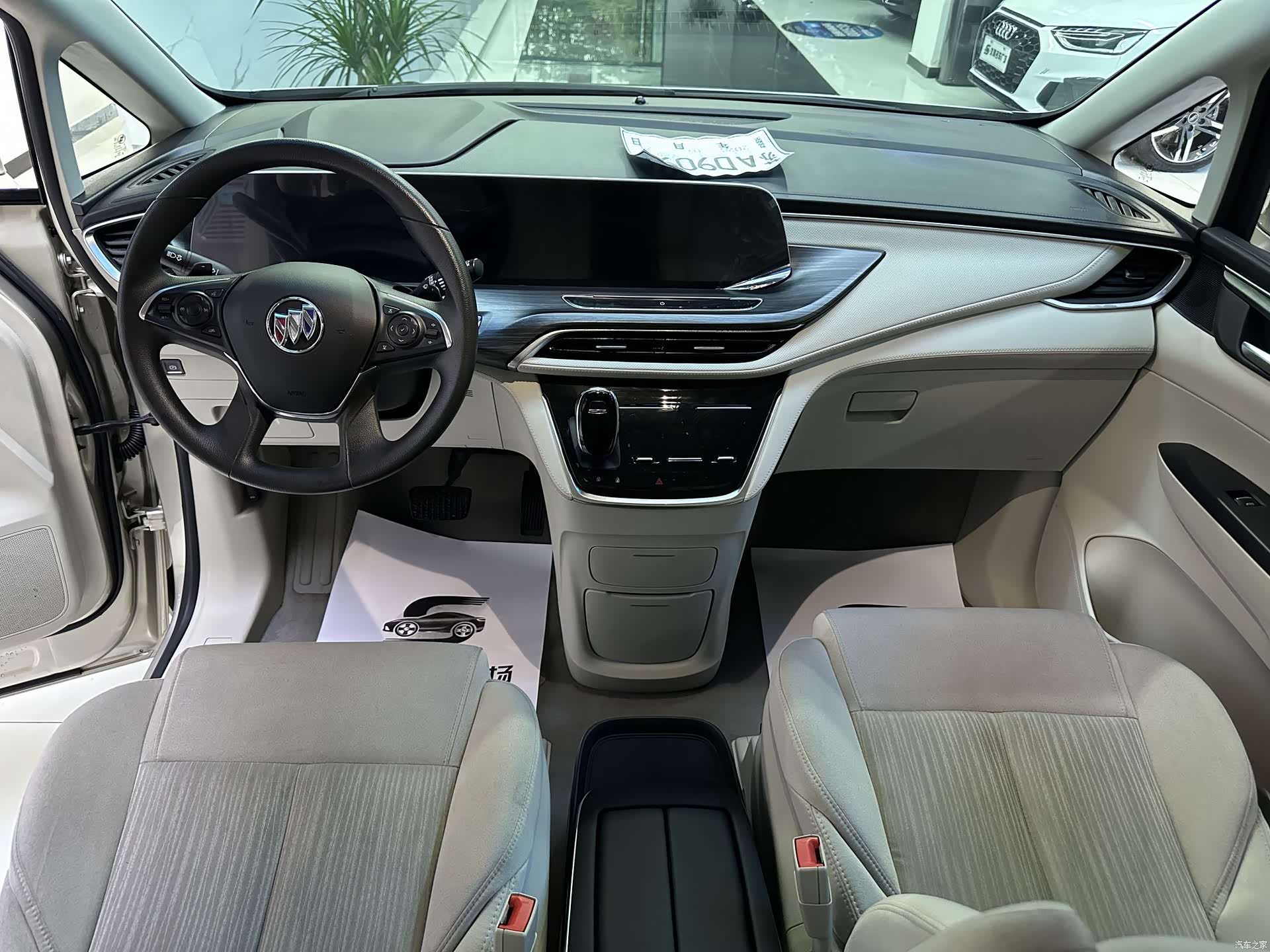 Buick GL8, 2022 6