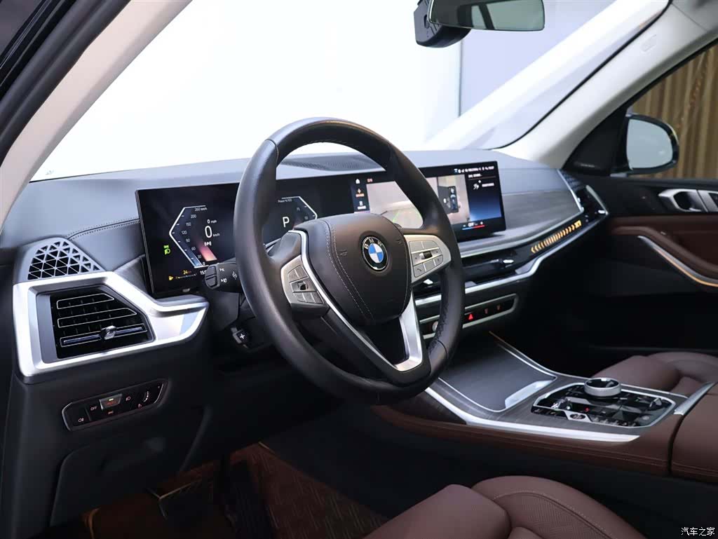 BMW X7, 2023 11