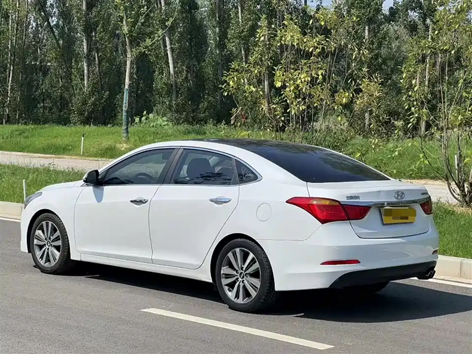 Hyundai Name picture