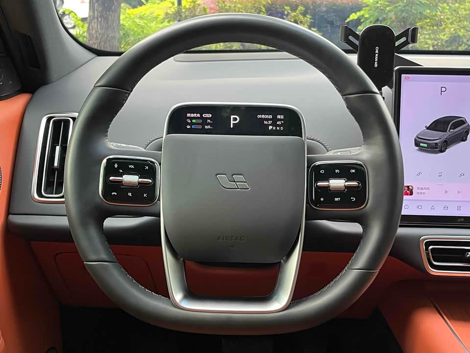 Li Auto Ideal L7