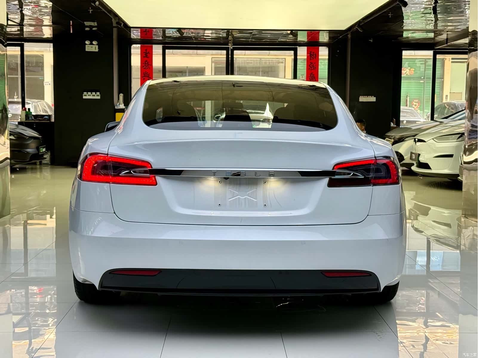 Tesla Model S, 2019 11