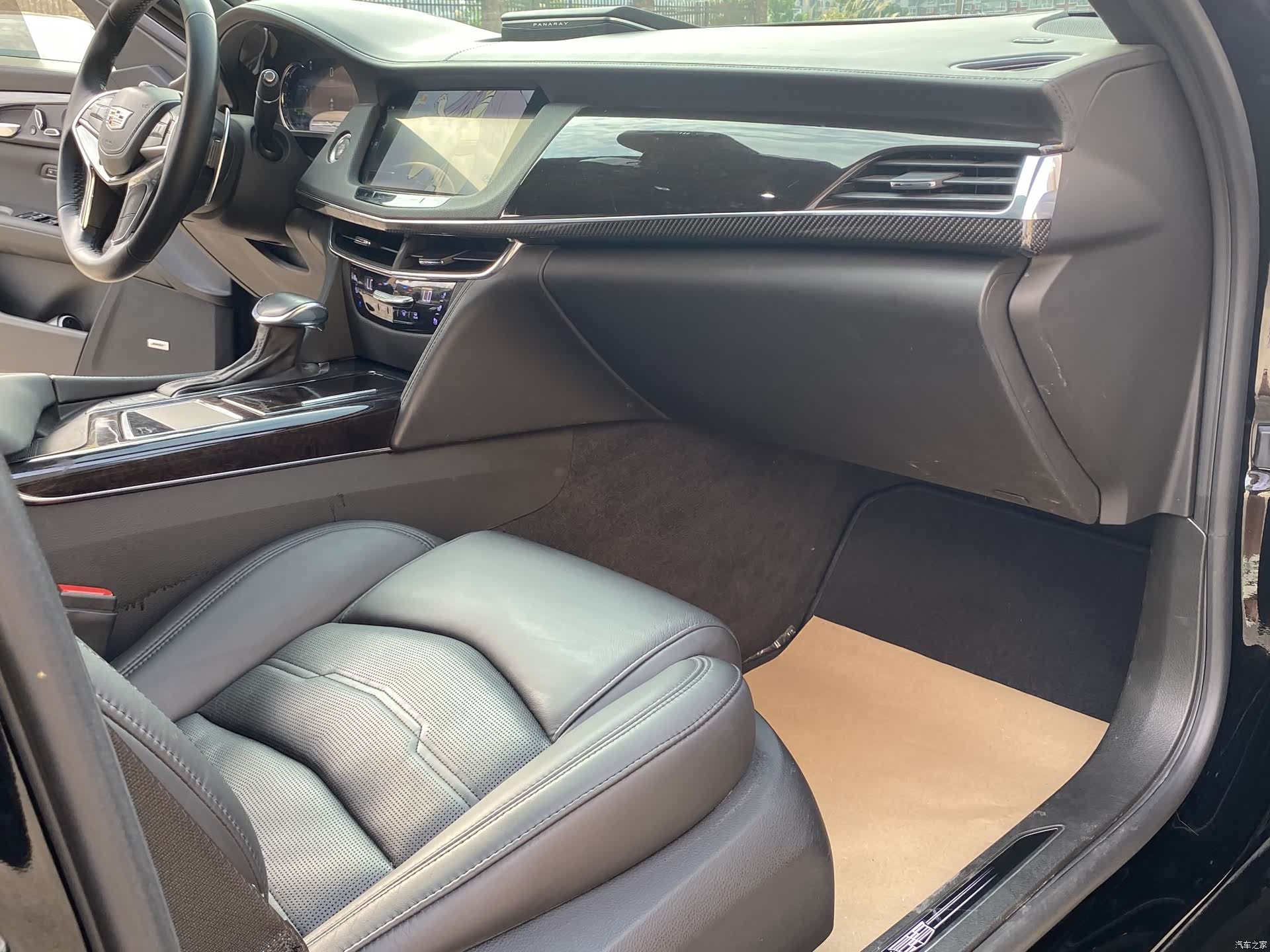 Cadillac CT6, 2018 8