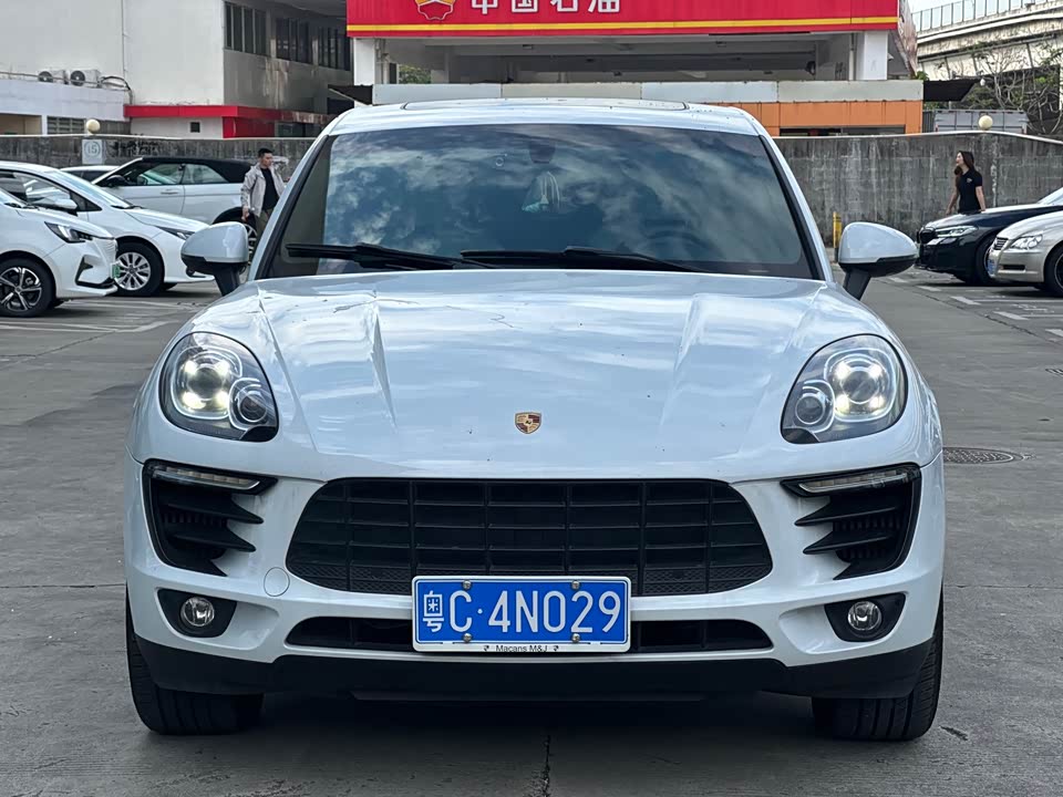Porsche Macan