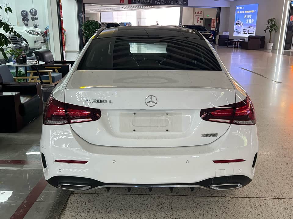 Mercedes-Benz Class A Mercedes-Benz Class A