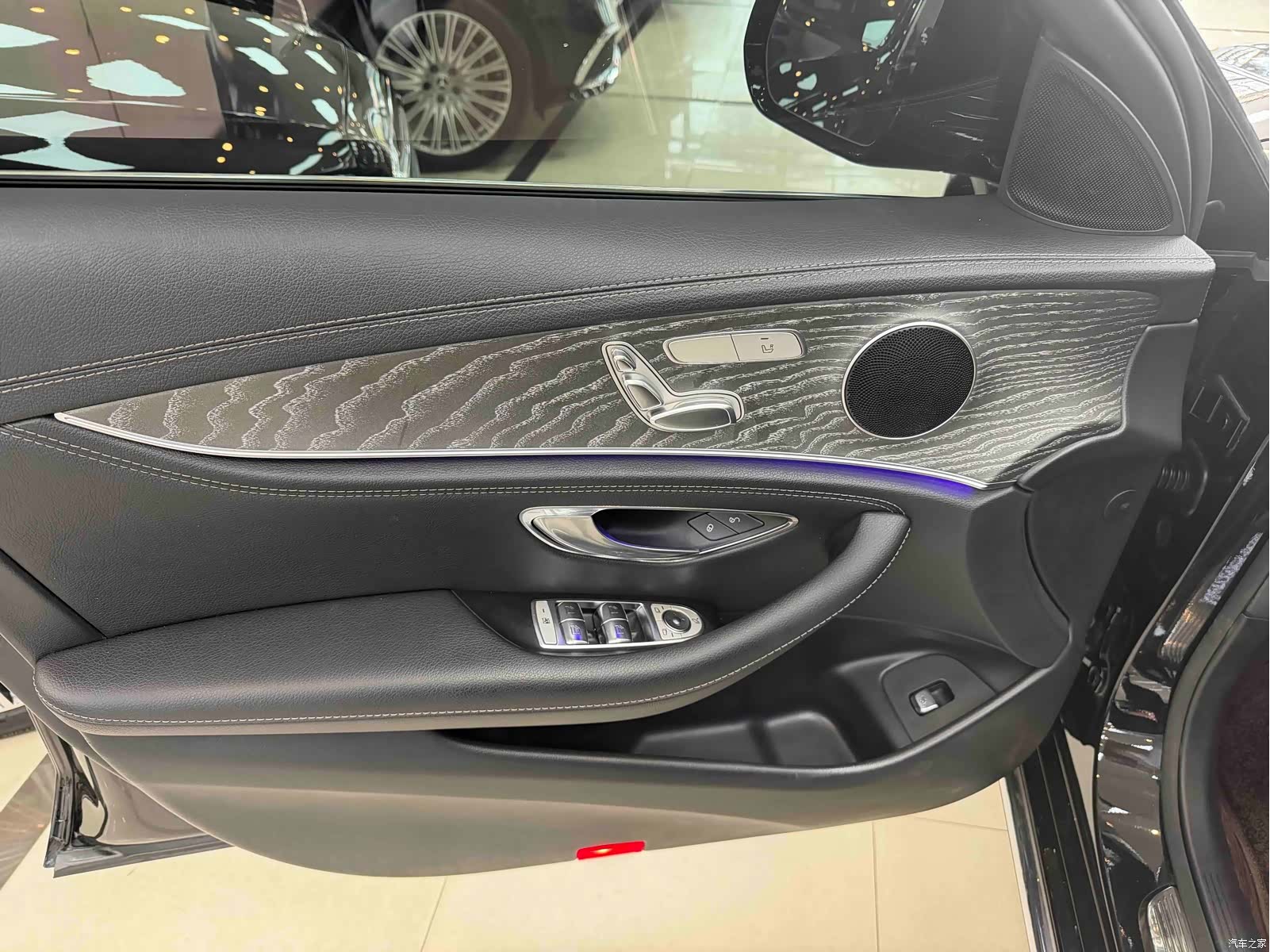 Mercedes-Benz E-Class, 2021 4