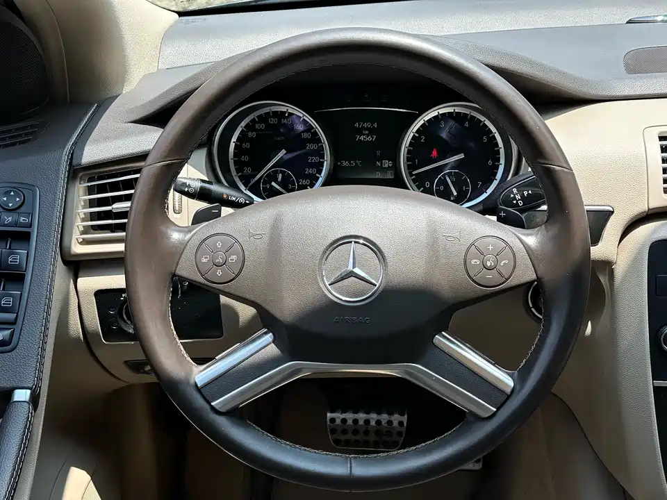 Mercedes-Benz R-class