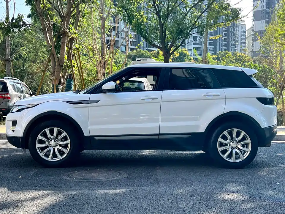 Land Rover Range Rover Aurora