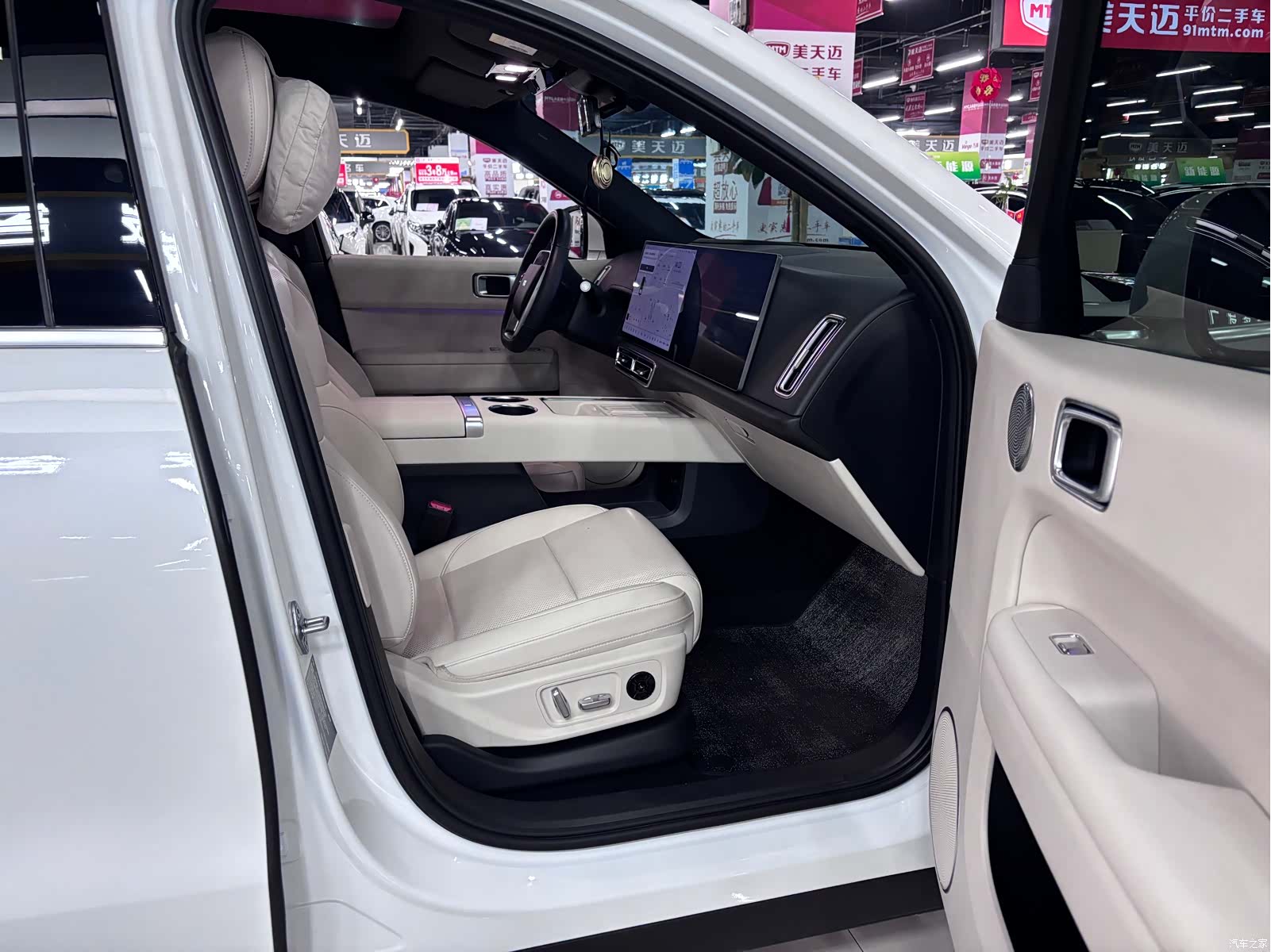Li Auto L6, 2024 7