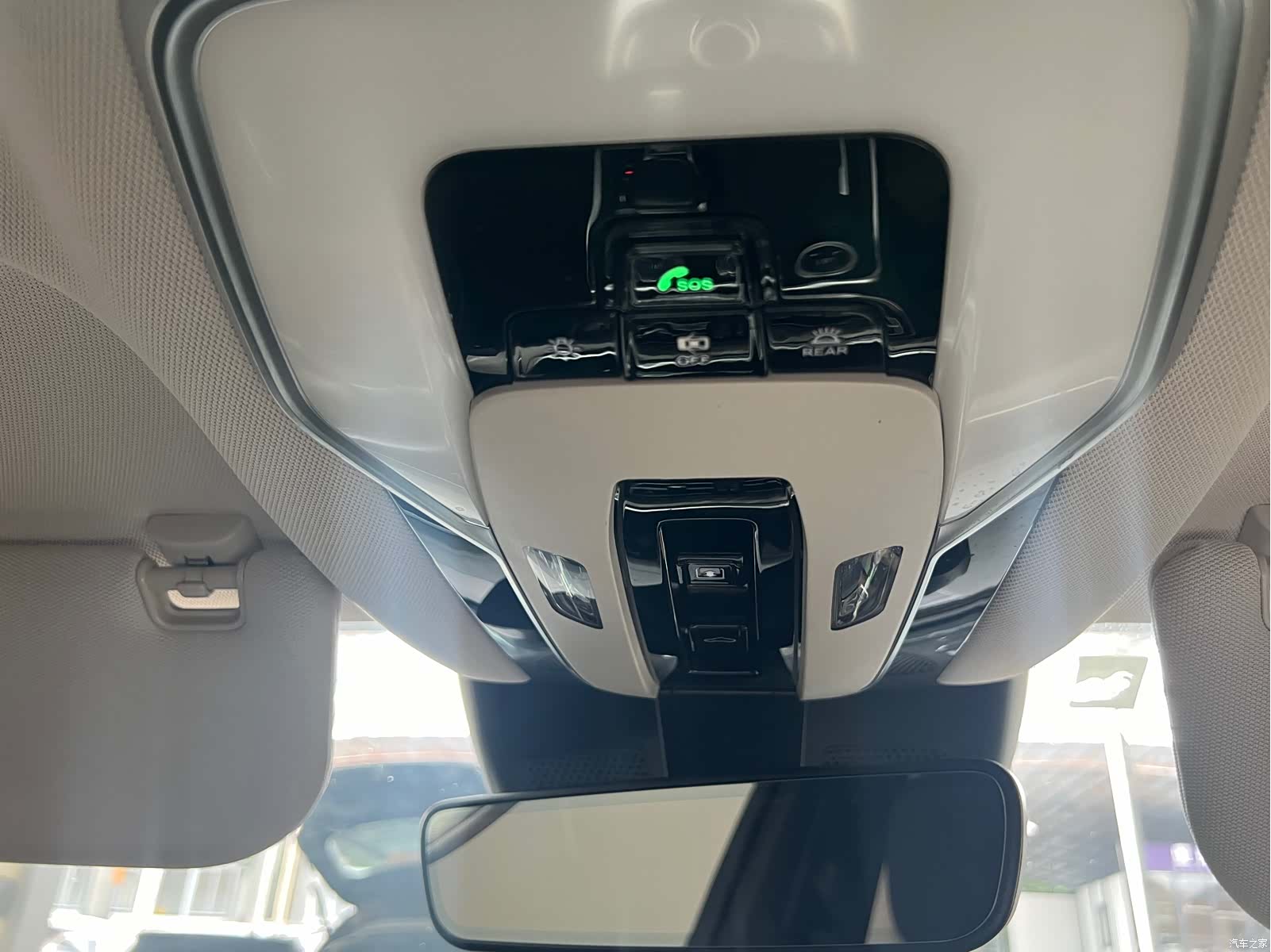Hongqi H9, 2022 22