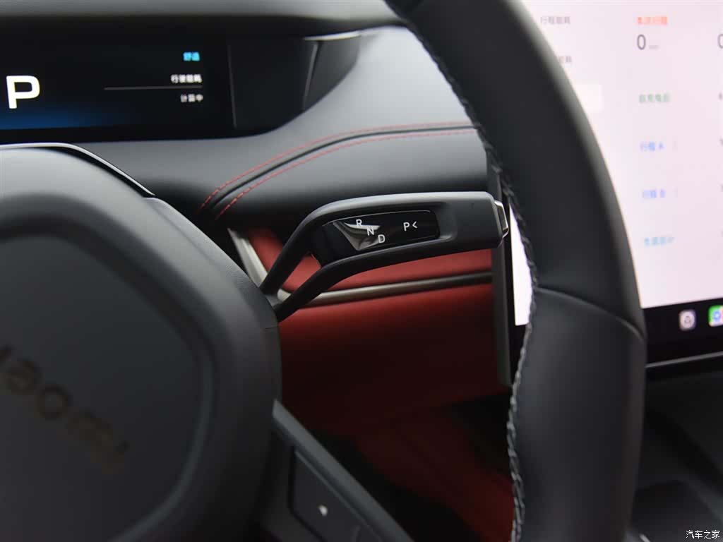 Xiaomi SU7, 2025 10
