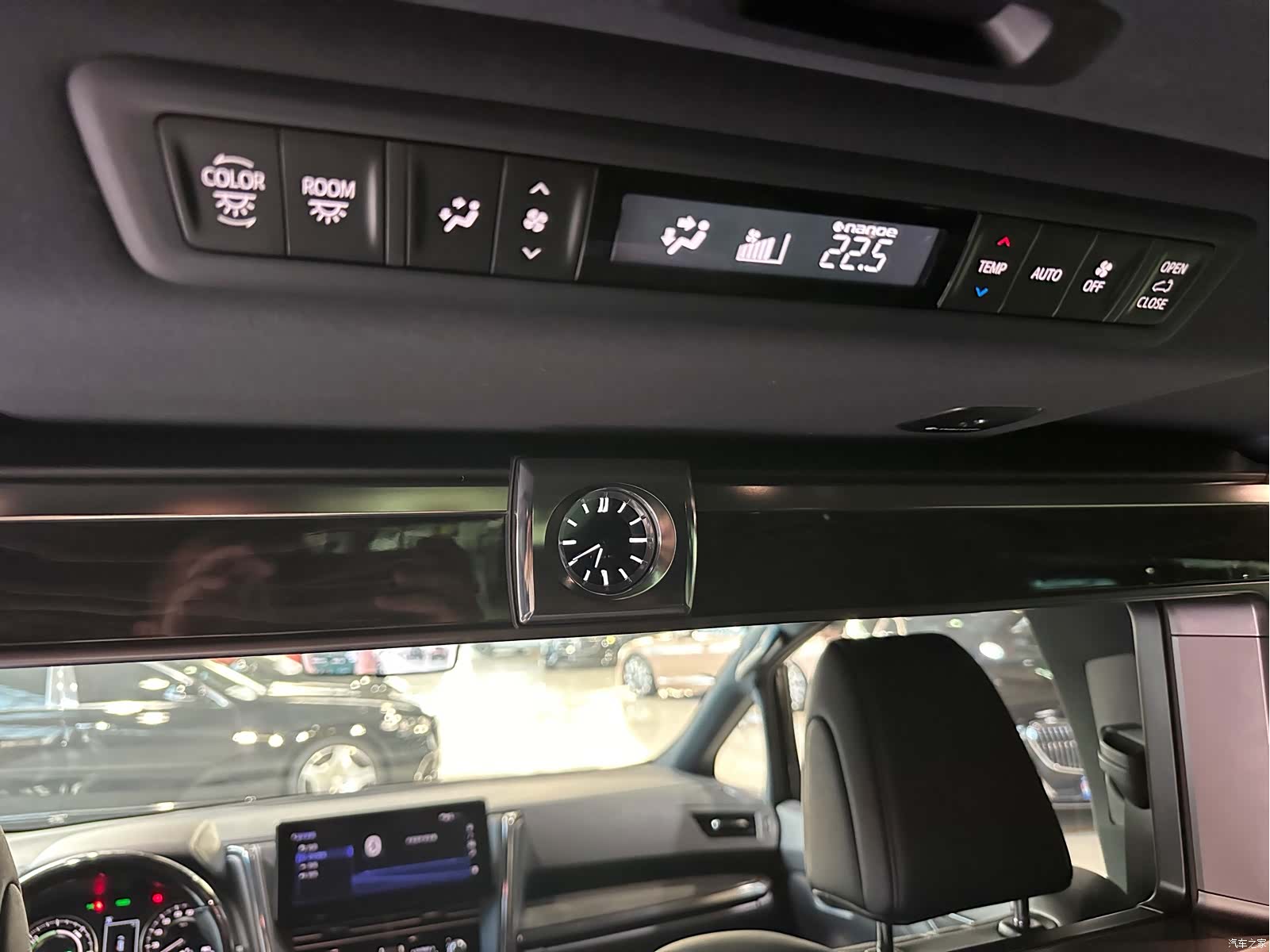 Lexus LM, 2021 21