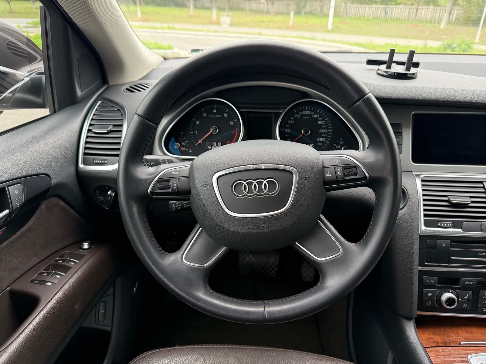 Audi Q7, 2015 10