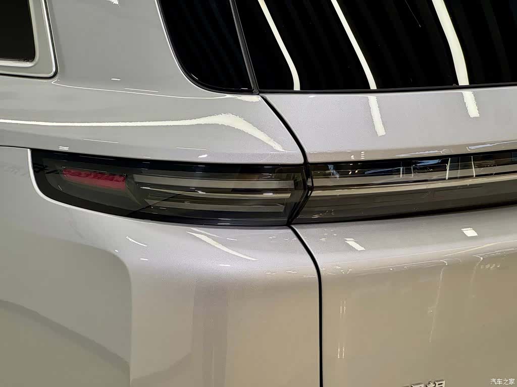 Li Auto L8, 2024 9