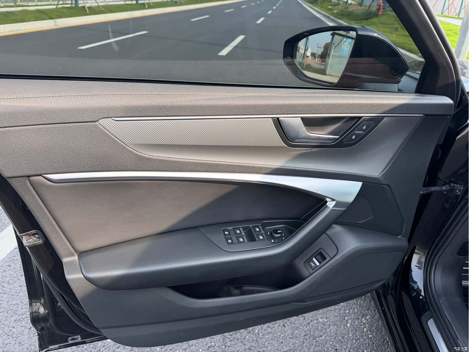 Audi A6L, 2022 15