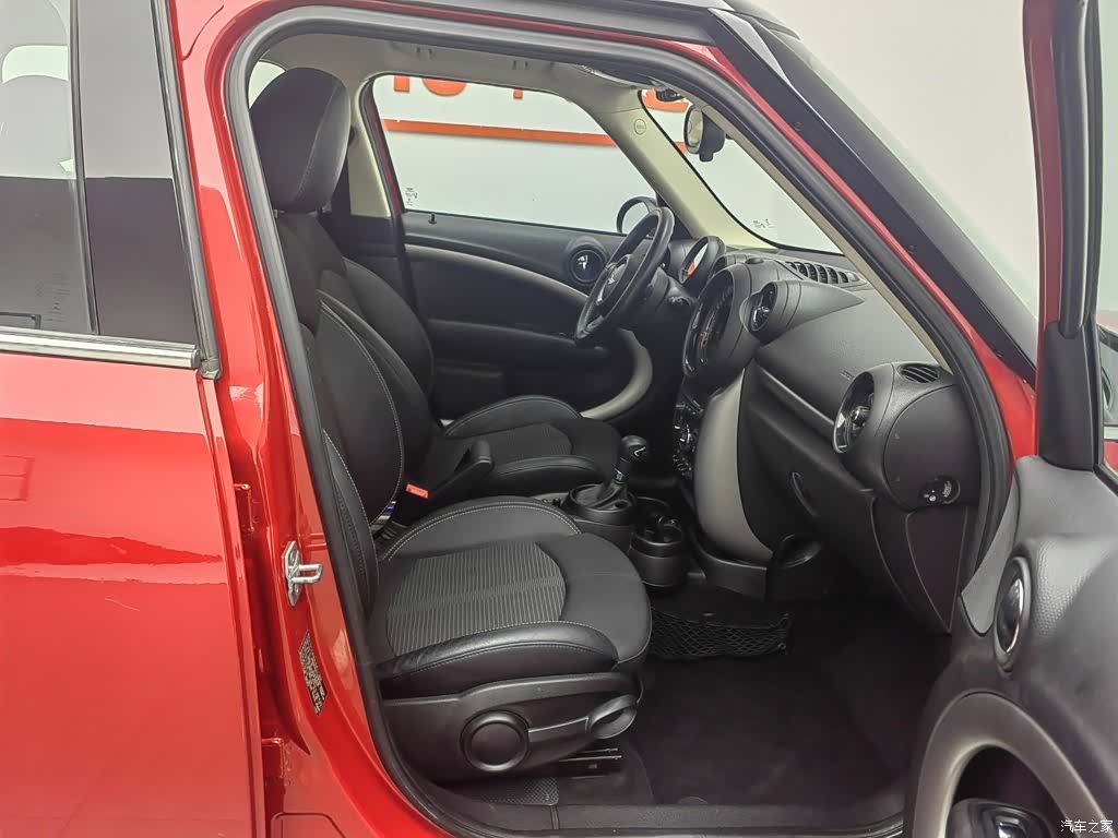 Mini Countryman, 2015 23