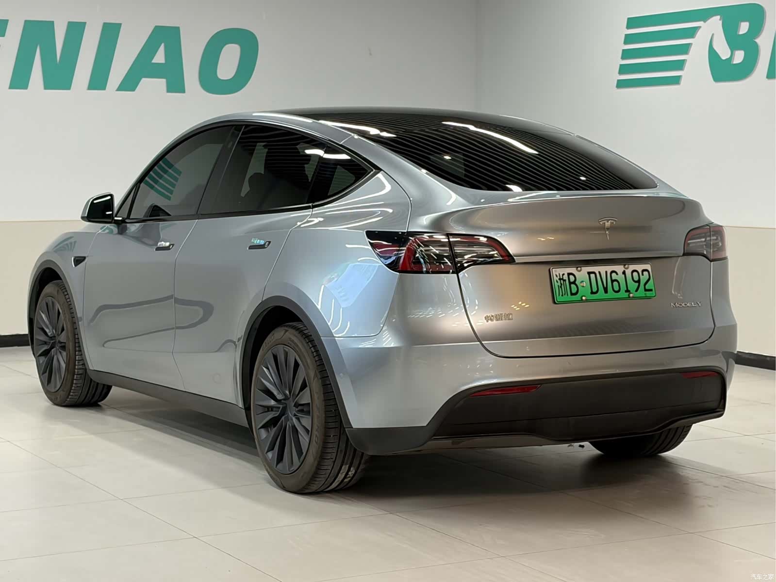 Tesla Model Y, 2022 4