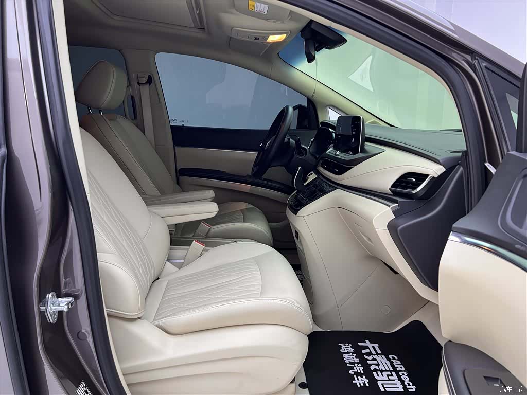 Buick GL8, 2025 19