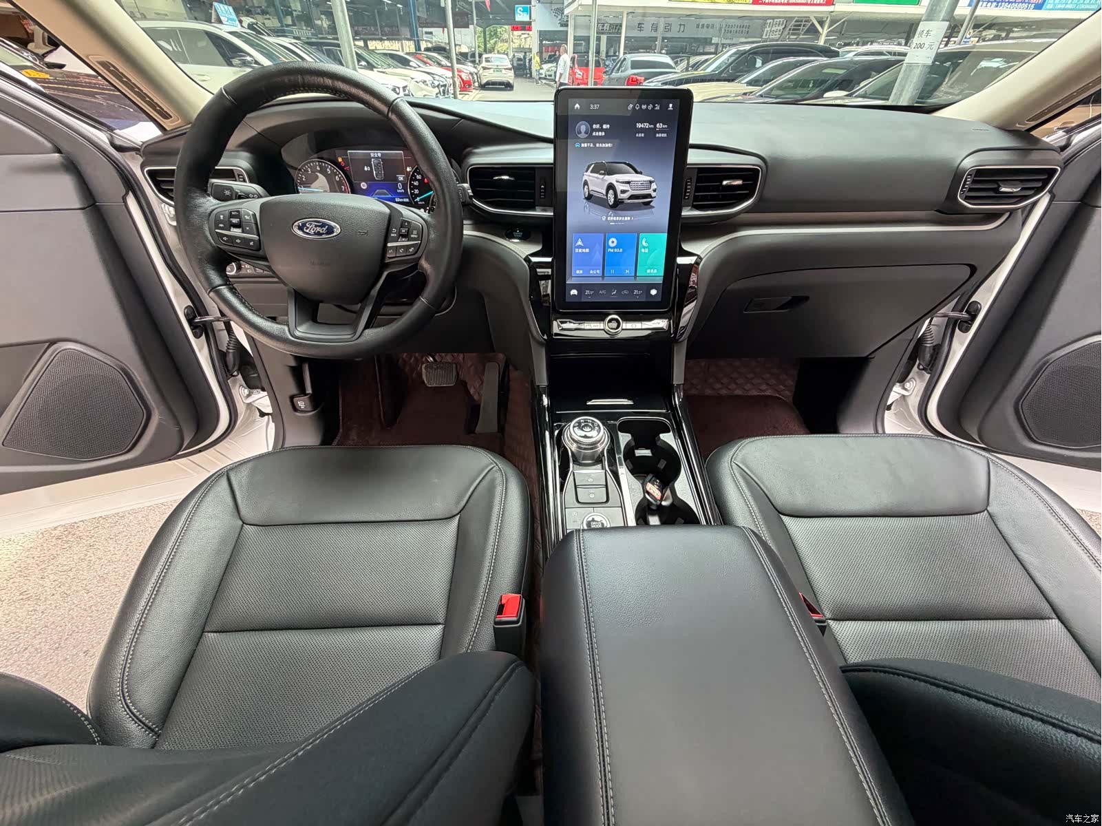 Ford Explorer, 2022 20
