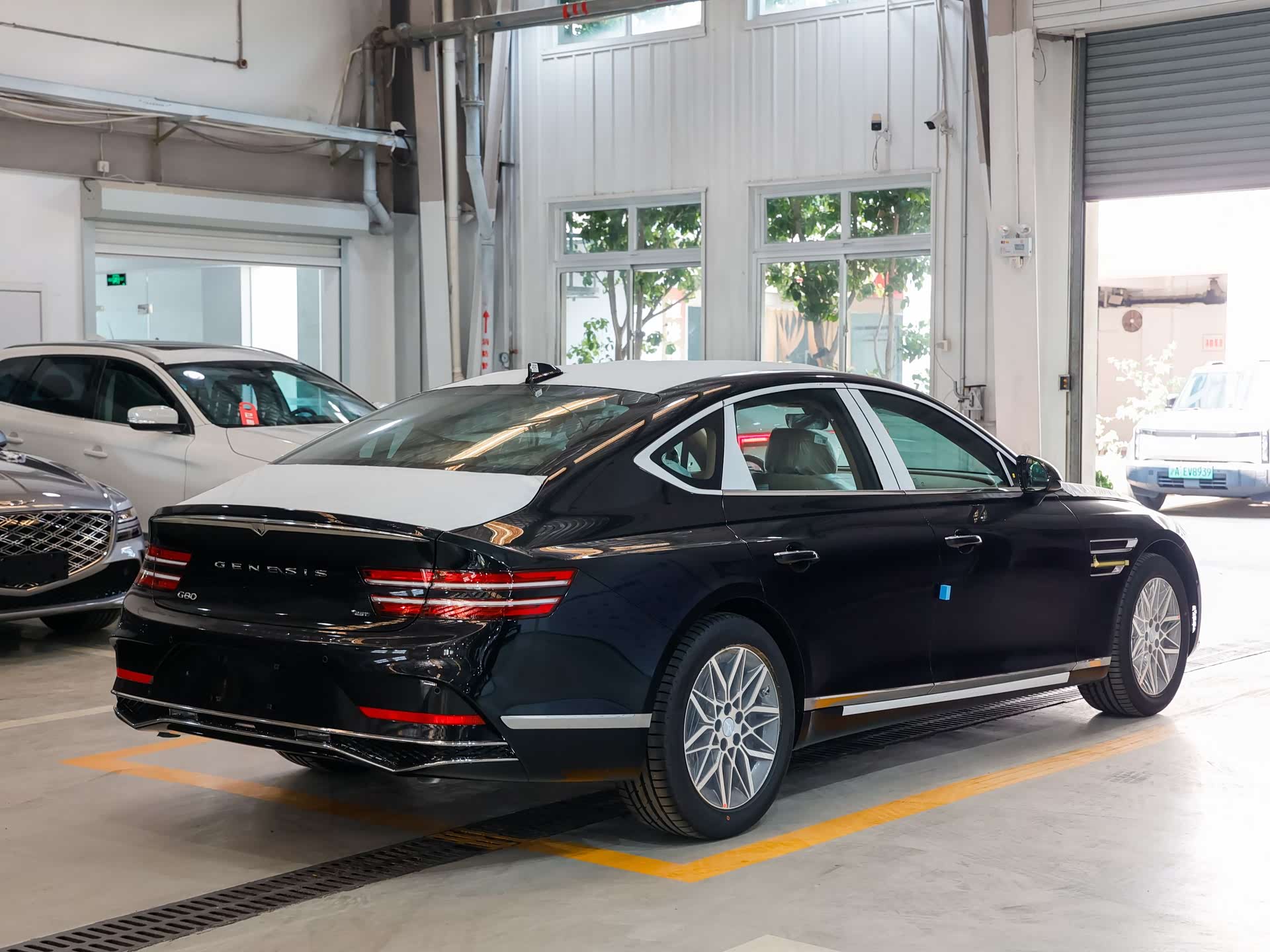 Genesis G80, 2026 все фото
