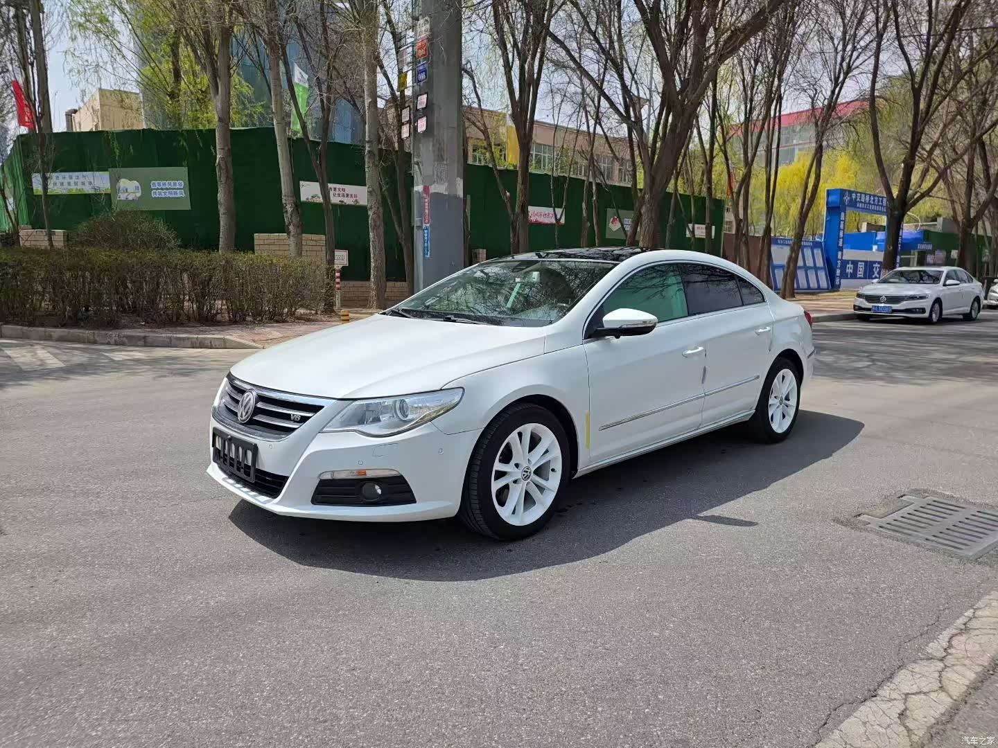 Volkswagen CC, 2012 1