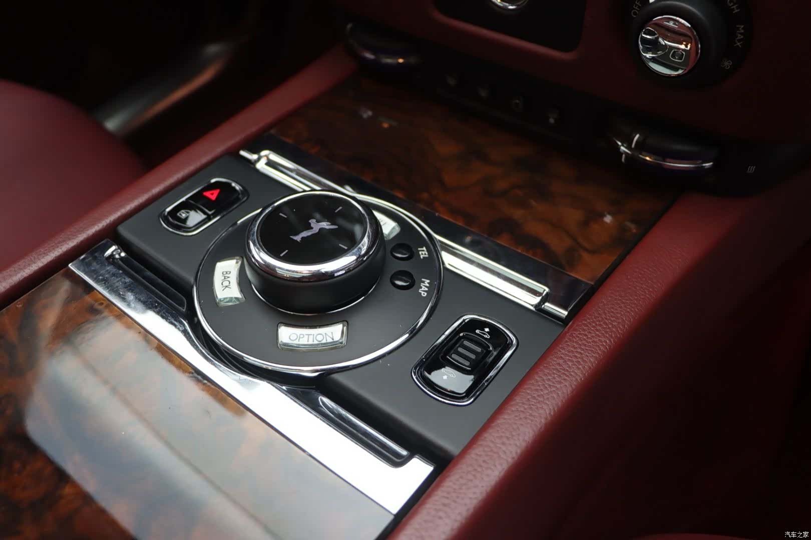 Rolls-Royce Ghost, 2014 10