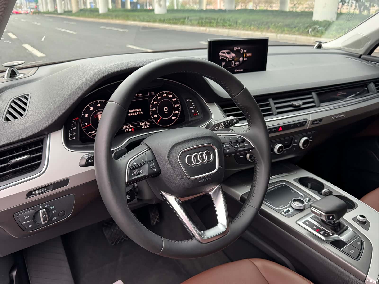 Audi Q7, 2018 все фото