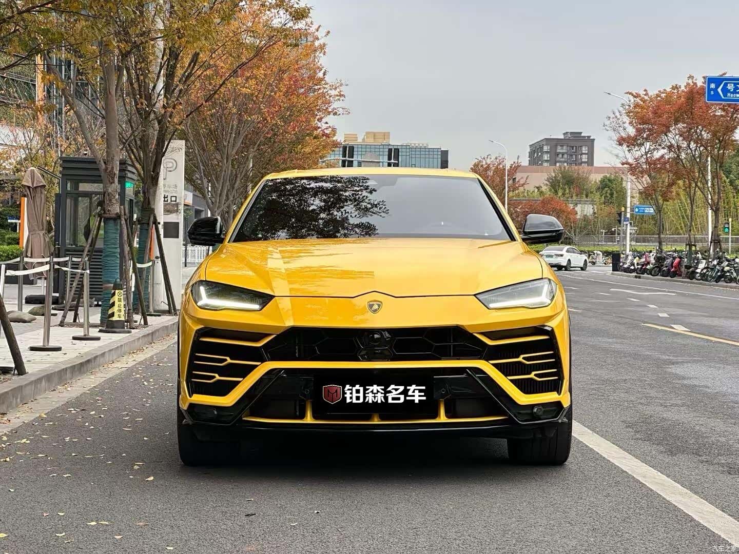 Lamborghini Urus, 2021 2