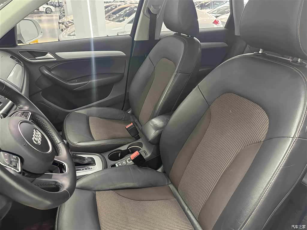 Audi Q3, 2018 12