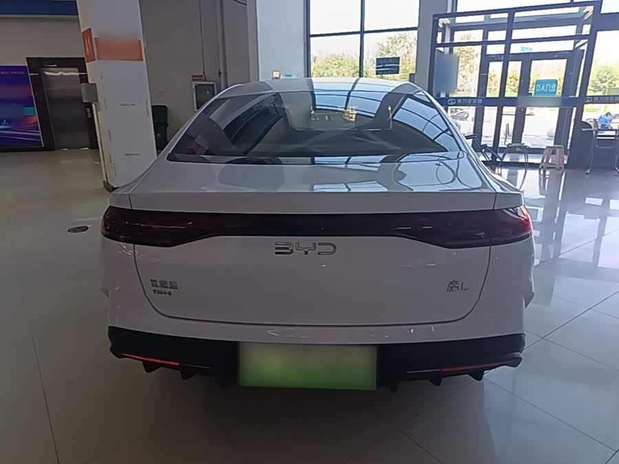 BYD Qin L 2024, фото 6